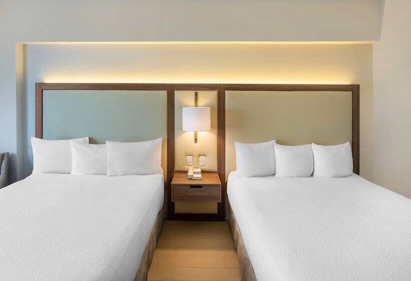 Номер Стандарт 2 Двуспальные Кровати, Fairfield By Marriott Los Cabos