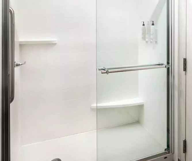 ２ダブルベッドのスタンダードルーム, Fairfield Inn & Suites By Marriott Jacksonville