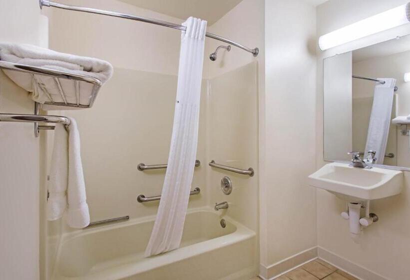 Номер Deluxe Адаптированный для Инвалидов, Hawthorn Suites By Wyndham Allentownfogelsville