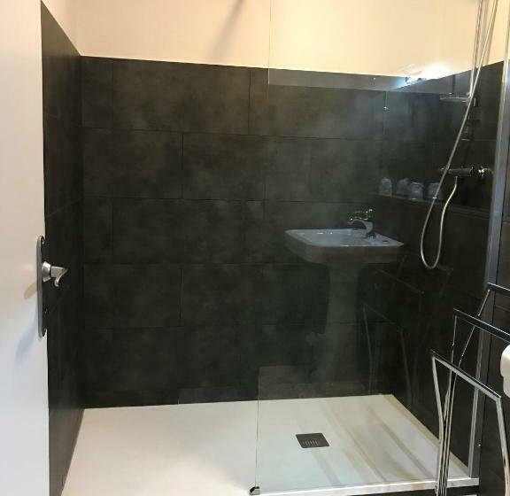 חדר סטנדרט, Hôtel Le Glacier