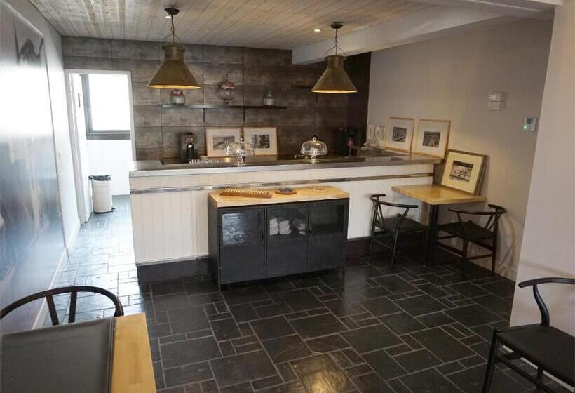 Quarto Estandar, Hôtel Le Glacier