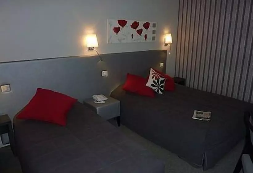 Standard Triple Room, Hôtel Le Glacier