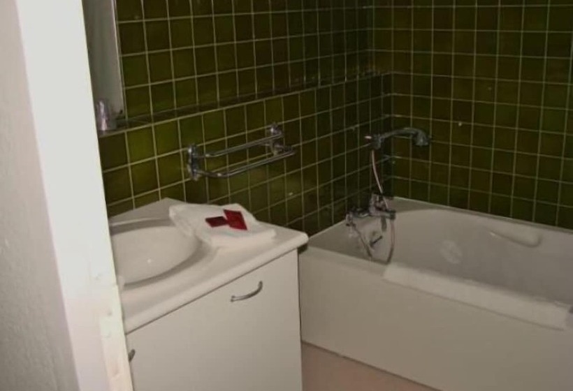 Quarto Triplo Estandar, Hôtel Le Glacier