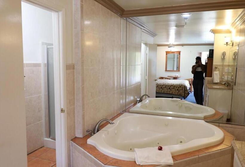 스탠다드 룸 킹사이즈 침대, Lambert Inn