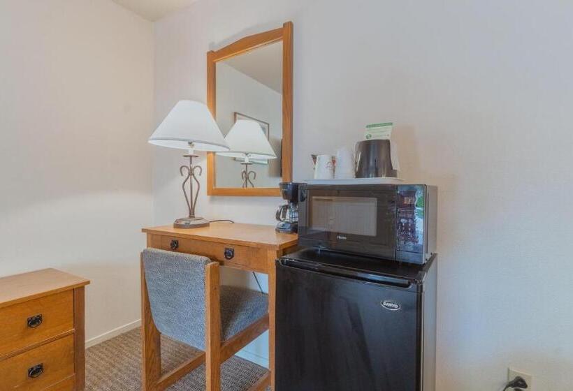 חדר סטנדרט עם מיטת קינג, Mariposa Lodge