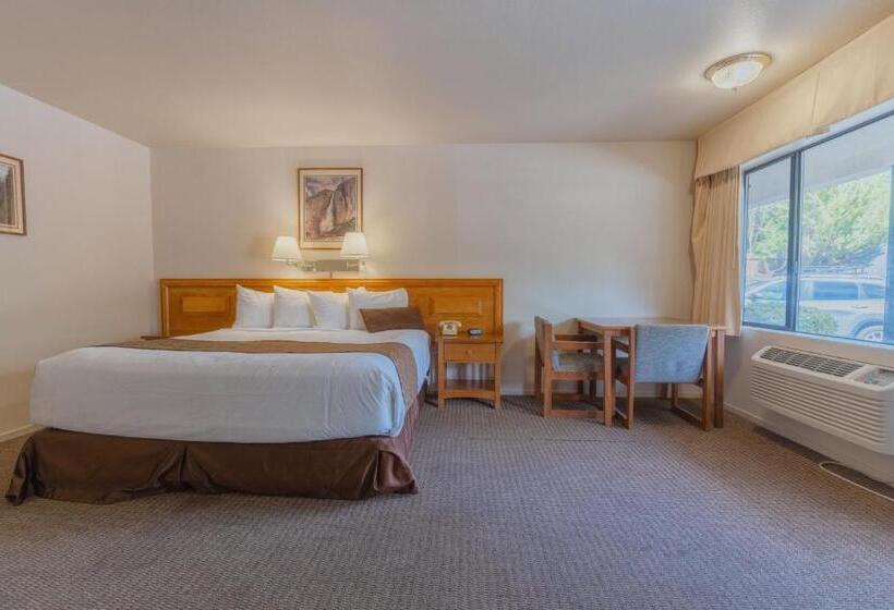 חדר סטנדרט, מיטת קינג, מותאם לאדם עם מוגבלויות, Mariposa Lodge