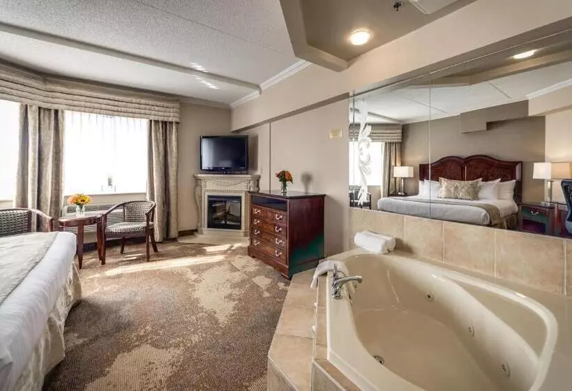سوئیت با تخت بزرگ, Monte Carlo Inn & Suites Downtown Markham