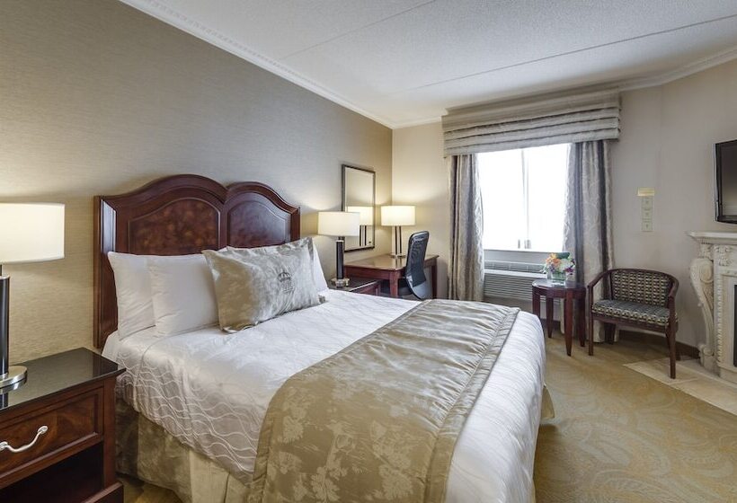 Номер Стандарт, Monte Carlo Inn & Suites Downtown Markham