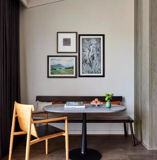 スイート, Rosewood Sand Hill