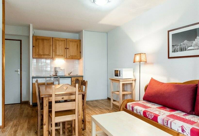 スタンダードスタジオ, Résidence Le Bois De La Reine