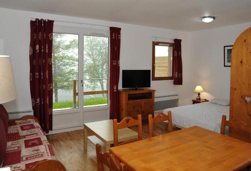 スタンダードスタジオ, Résidence Le Bois De La Reine