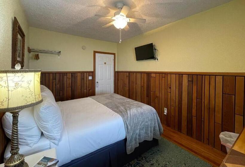 Номер Стандарт, Skyline Village Inn