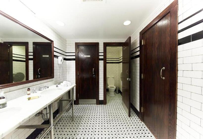 스탠다드 룸 (2층침대, 공동욕실), The Jane