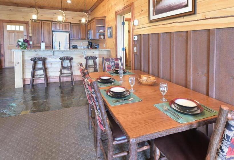 Suite Familiar, The Lodges At Cresthaven