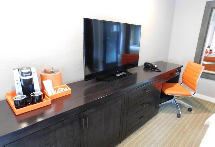 Quarto Estandar Cama King, Wave Street Inn