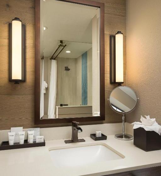 Quarto Estandar Cama King, Wave Street Inn