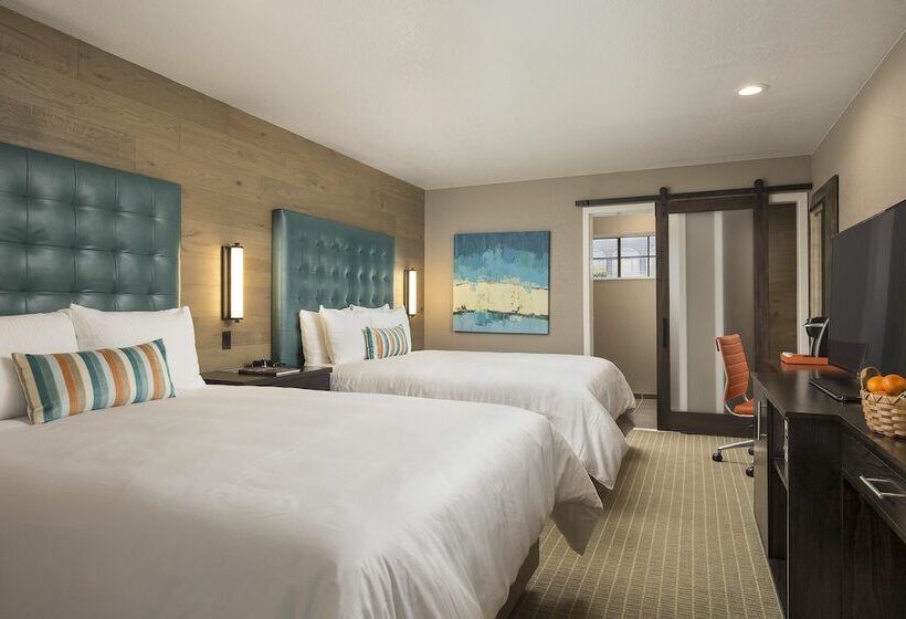 Suíte, Wave Street Inn