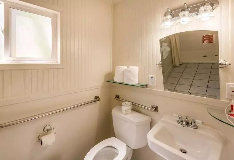 ２ダブルベッドのスタンダードルーム, Econo Lodge Inn & Suites Heavenly Village Area