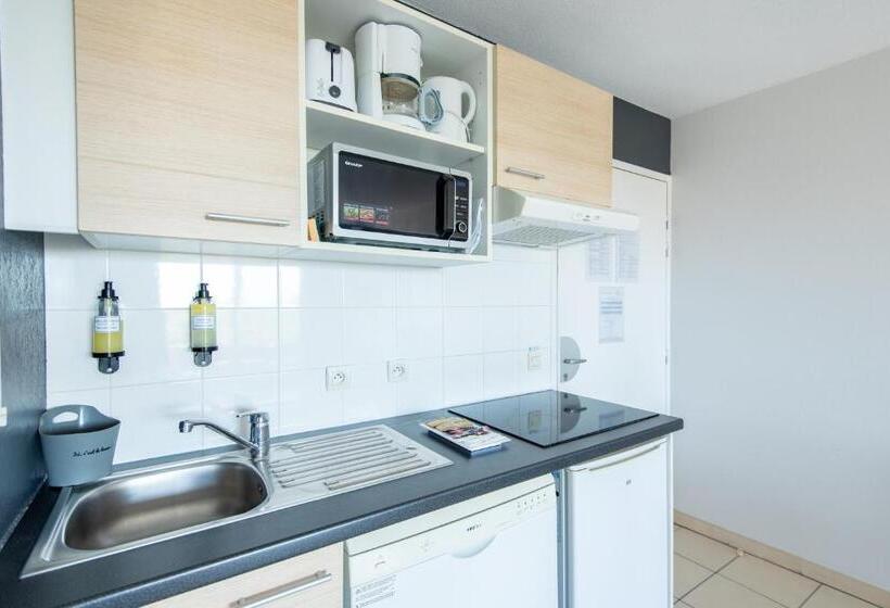 Апартаменты 2 Спальни, Comfort Aparthotel Frejus La Tour De Mare