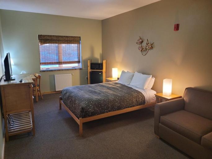 Номер Стандартный Кровать Куин, Adventure Inn