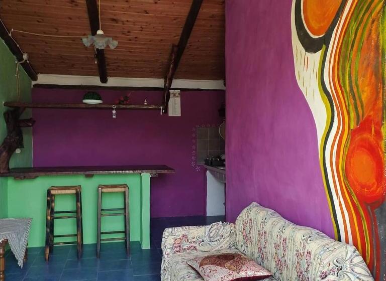 דירת חדר, Il Nuraghe