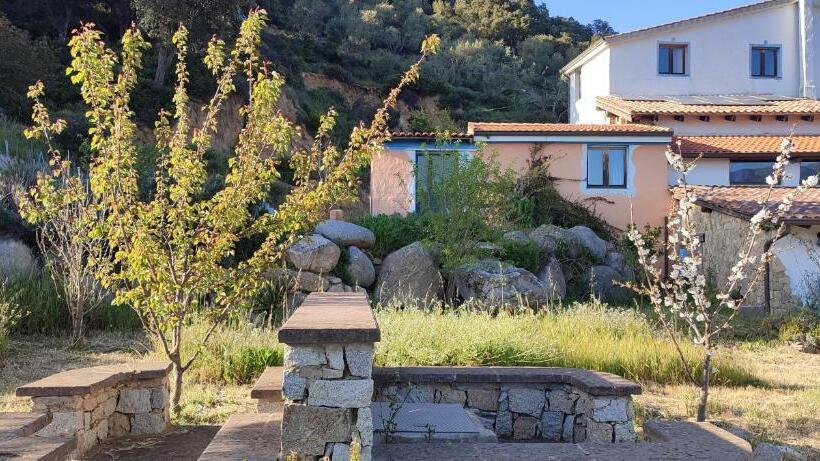 带2个卧室的公寓, Il Nuraghe