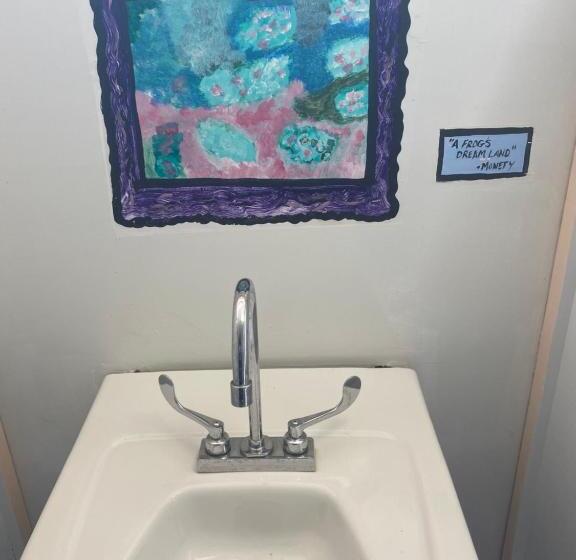 سرير فى غرفة مشتركه, Hi Martha S Vineyard   Hostel