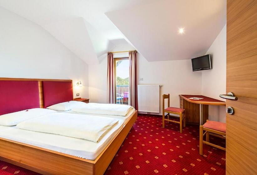 Номер Стандарт, Pension Stamserhof