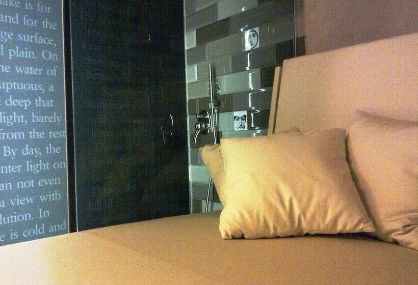 جناح جونيور مطل علي البحيرة, Locanda Al Castelletto