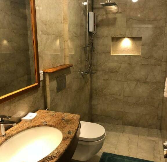 带大床的豪华间, Bungalow 28