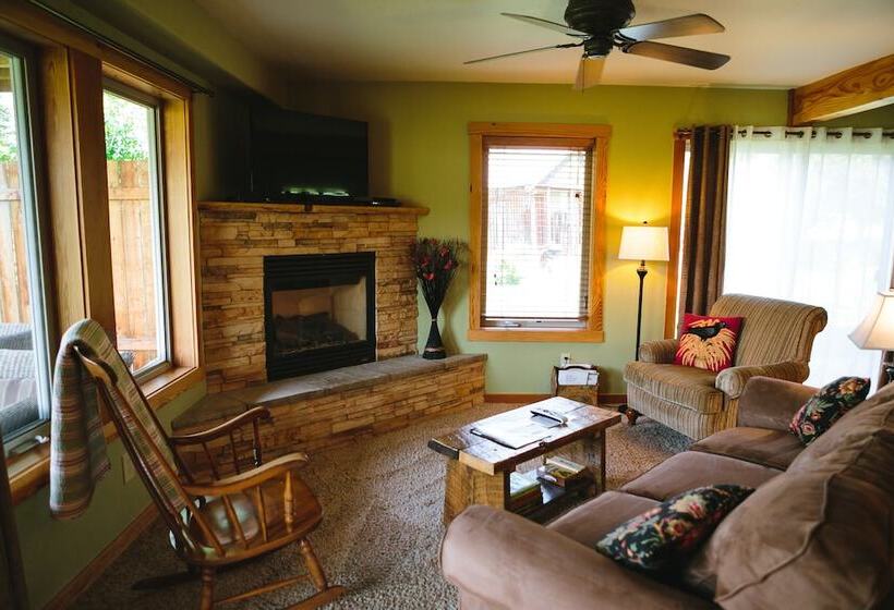 Апартаменты Deluxe 1 Спальня, Mt Gardner Inn