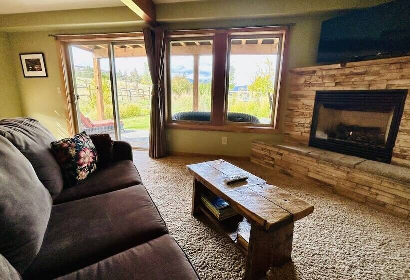 Апартаменты Deluxe 1 Спальня, Mt Gardner Inn