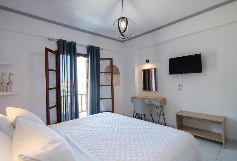 带大床的标准间, Iro S Residence