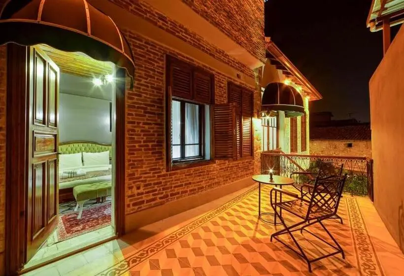 اتاق استاندارد با بالکن, Affan Boutique