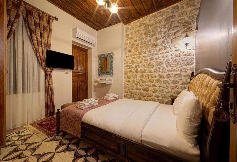 Номер Стандарт с Балконом, Affan Boutique