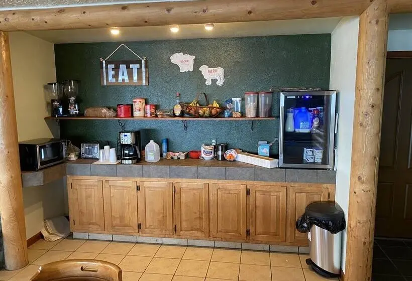 キャビン, King Halibut Lodge