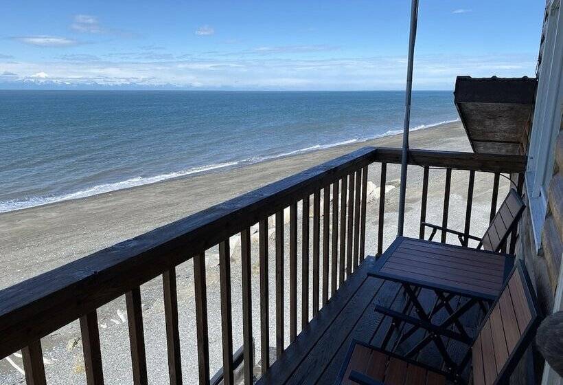 Cabana, King Halibut Lodge