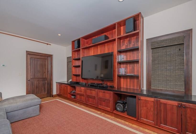 منزل غرفة نوم واحدة, Peaceful Paradise