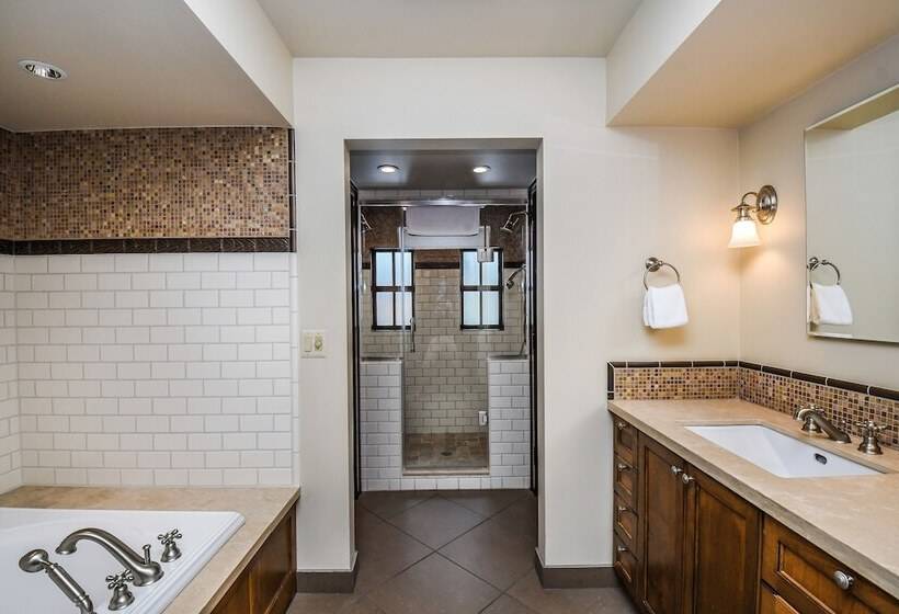 منزل غرفة نوم واحدة, Peaceful Paradise