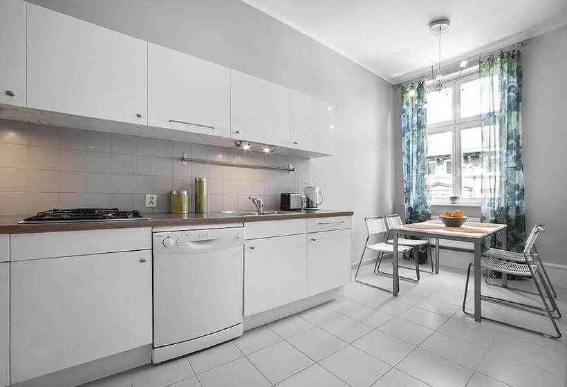 آپارتمان لوکس 1 خوابه, Apartamenty Pomarańczarnia