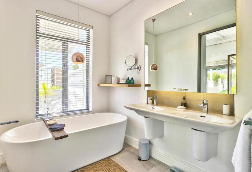 חדר סופריור עם מיטת קינג, Cape Diem Lodge