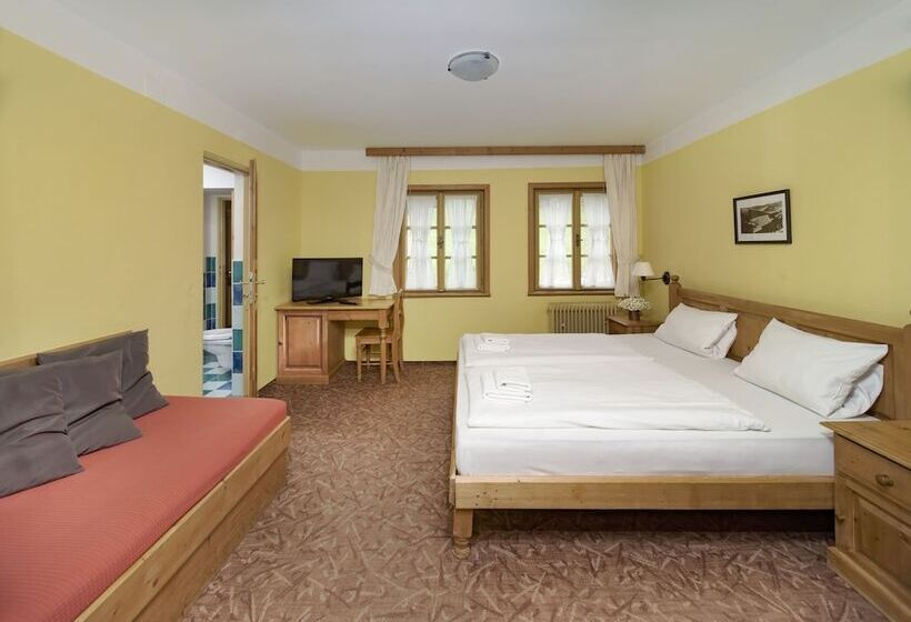 اتاق استاندارد سه نفره, Alpský