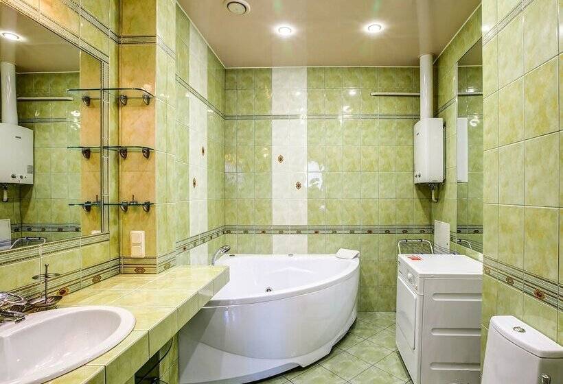 اتاق استاندارد سه نفره, Bolshoy 19 Mini