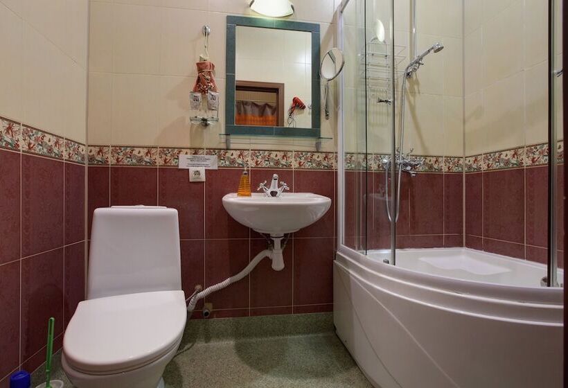 Standard Kolmen Hengen Huone, Comfort On Chekhova