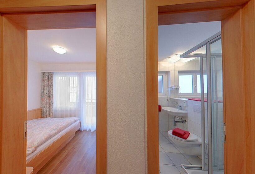 バルコニー付きスタンダードルーム, Eden No. 7