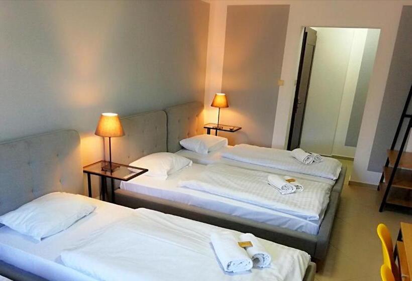 スタンダード４人部屋, Great Polonia Wrocław City Center