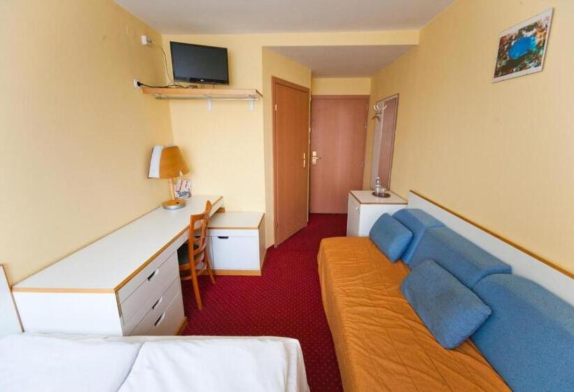 Номер Стандарт Индивидуальный, Hostel Malinowski City