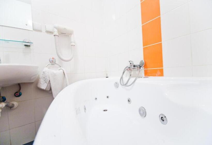 اتاق استاندارد, Hostel Malinowski City