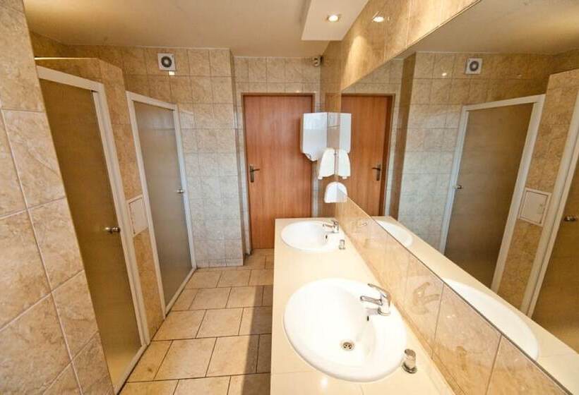 Номер Стандарт Индивидуальный, Hostel Malinowski City