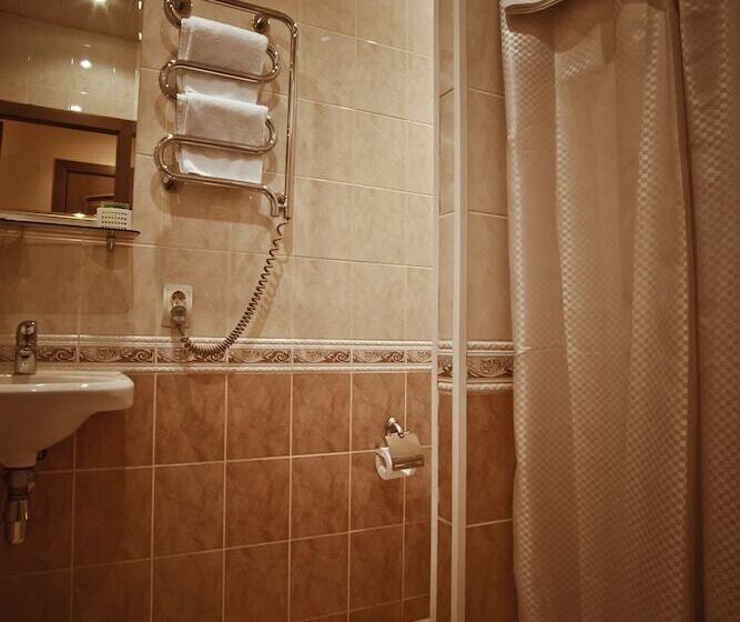 اتاق استاندارد, Kholstomer